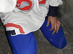 i brought a stranger girl from the club home. we fucked till she flew into orgasm