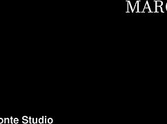 Digging that dry Neapolitan ass pounding