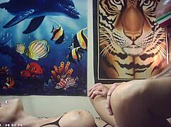 Behind scenes candice cumm's shaved pussy pounds italian machine with passion