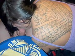 driver pulled over with blowjob in progress on road