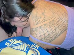 driver pulled over with blowjob in progress on road