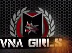 😜 nikki benz fingers her big clit and pussy lips deep in the jacuzzi shower for huge orgasm!