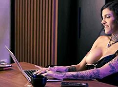 busty slut 😍 calls hot prostitute to rim her huge ass then fuck 🍑💦