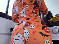 Hot Neighbor's Tasty Leather Leggings Routine