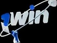 i slammed my moaning neighbor doggystyle with condom on her pretty shaved pussy