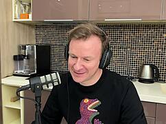 redhead scarlett jones spills porn secrets