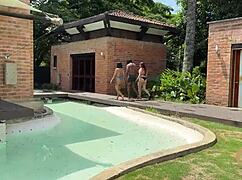 Wife Kylei grabs third for bbc interracial ffm ride cumswap!