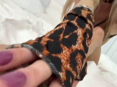 Hey, check out this hot Catwoman cosplay on webcam