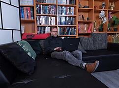 Wet Anita Blanche vs Vitoria Vonteese Ass to Mouth Threesome