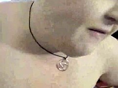 Homemade Sri Lankan housewife kandy kane deepthroats big tits blowjob