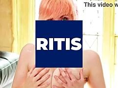 Spanish milf spreads legs wide for hungry pussy licking session