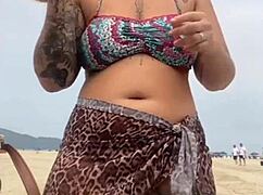 hey dude i stripped naked on the beach your cock got so hard i grabbed it quick