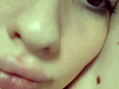 Worship Elza Kom's sexy armpit fetish close up