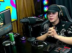 victoria camargo shows up in sexy outfit, strips everything off, ruans got so much tesao - podcast pupum no barraco