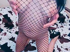 Real homemade sex tape captures mature skinny wife riding hubby