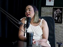 she's always loved anal sex, digs sadomasoquism, won't take cash to shit, wants 8 guys - nands ninfetinha sheer red