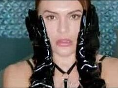 Piss-soaked Kitana Lure Squirts in Wild Double Penetration Frenzy