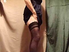 French slave masturbates solo in humiliating outdoor stockings session