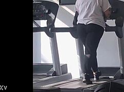big fat ass bbw shakes booty on treadmill hard
