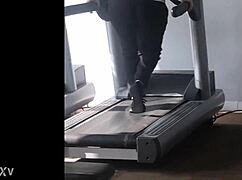 big fat ass bbw shakes booty on treadmill hard