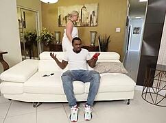 Mz Dani Fucks Sis Boyfriend Rome Major - PAWG Alert!