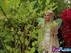 eva elfie poses hot in fantasy lingerie big tits blonde teen strips outdoor cosplay