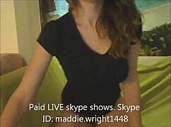 maddie1448 bounces and dances teasing on webcam in her solo clip