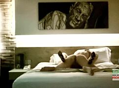 la esposa cuckold se deja grabar a escondidas mientras folla duro con verga enorme, el audio es puro fuego.