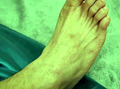 Macho Gostoso Jerks Off In Chastity Cage Torment