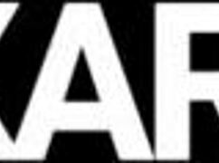 wanna see this beauty finger her shaved pussy to squirting orgasm?