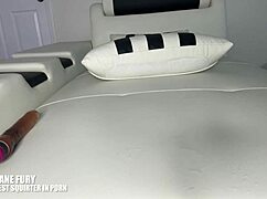 Watch this milf squirt nonstop for a full minute on huge toys