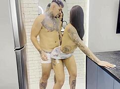 deixou MEU CUZINHO bem molhado e METEU GOSTOSO a pica EM MIM com tudo nessa sentada selvagem