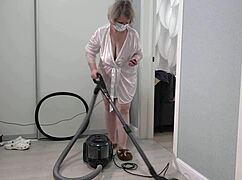 whoa check this chubby milf's thick ass and big boobs spilling from robe backstage 😲🍑