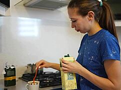 hey laura quest what's your wildest winter outdoor tease fantasy?? ❄️😏