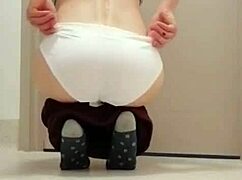 Oh god she fingers herself while he kisses seducing me to orgasm erotically!