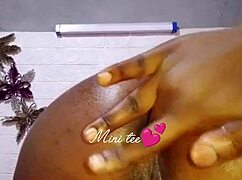 oh wow minitee's ebony ass shakes wildly during her hot self pleasure session