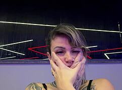 Gym Vibrator Soaks Legs in New Year Squirt Bliss