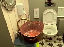 ELISTEILOR SUCKS HUGE COCK DEEP IN RESTAURANT TOILET!!