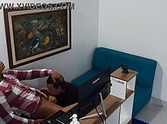 Hey that horny secretary begs me to pound her wet pussy 😈🍑🔥