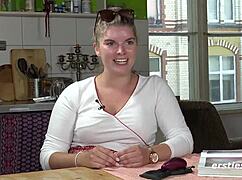 düsseldorf azubi fingers her wet shaved clit passionately on camera