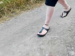 i'm walkin barefoot in birkenstocks thru nature feelin sexy