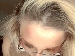 hey drag queen, shake that belly dancer vibe to the song beats?