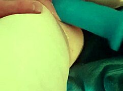 solo babe pounds her wet pussy relentlessly on the vibrating sex machine