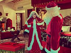 granny carmen rocks christmas in july with her naughty double vibrator fuck session, cumming hard