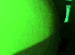 je suis une milf française qui adore me faire baiser en levrette sur le canapé par mon mec