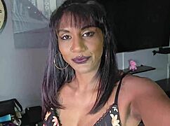 hey watch me suck this bwc from his pov 😍 he filming my petite mouth deepthroating