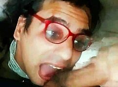 mi novia me lleva al patio y me hace un super oral garganta profunda balcony style