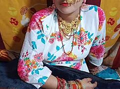 arre yaar kunwari dost ki behan sautele bhai ke lund se muh bhar virya leti hai