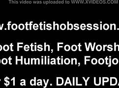 imagine your tongue sliding between each of my perfect little teen toes slowly teasing