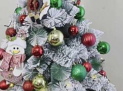 so stepdad and i got naughty on christmas with fingering my curvy pussy then hardcore fucking all night